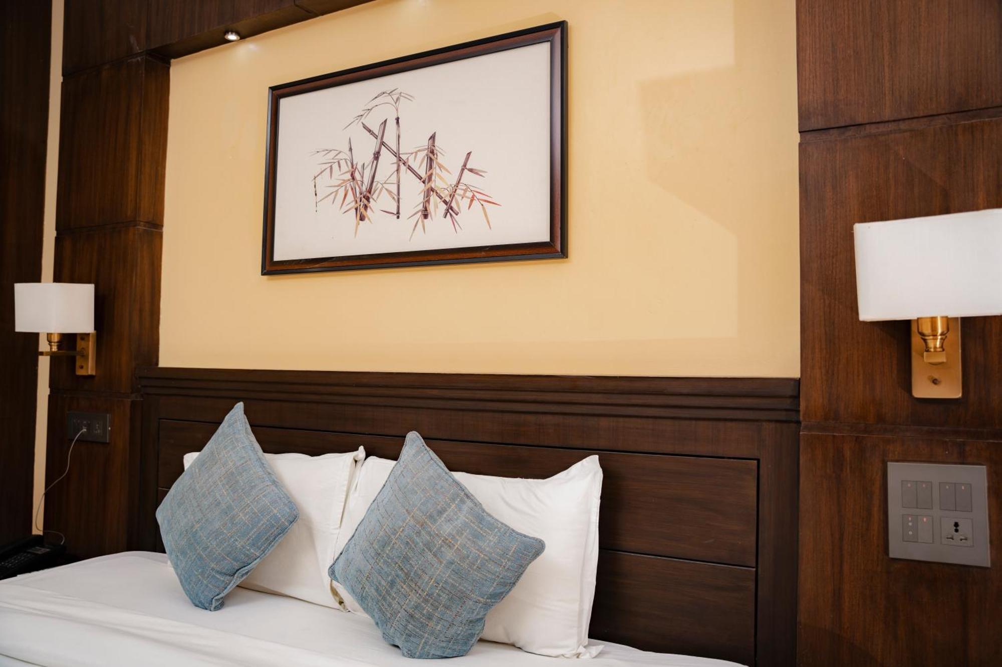 Hotel Maden Inn Itahari Dış mekan fotoğraf
