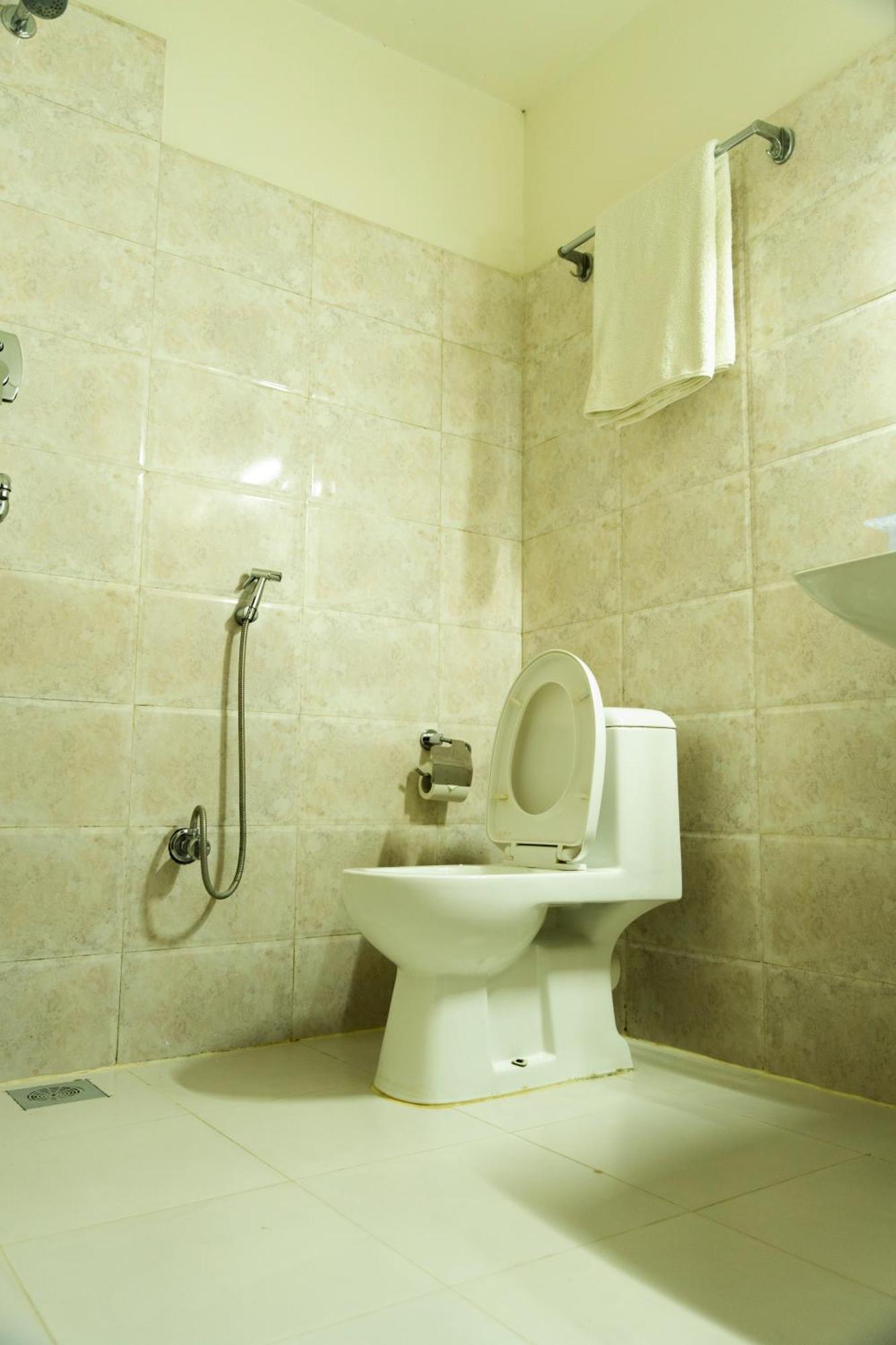 Hotel Maden Inn Itahari Dış mekan fotoğraf