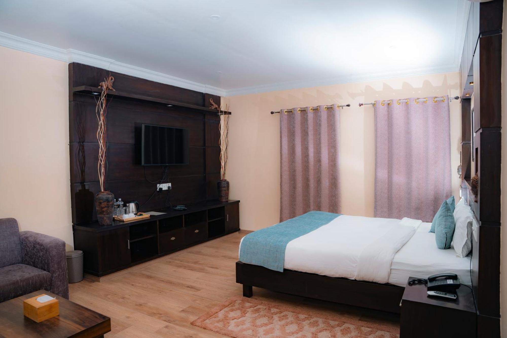 Hotel Maden Inn Itahari Dış mekan fotoğraf