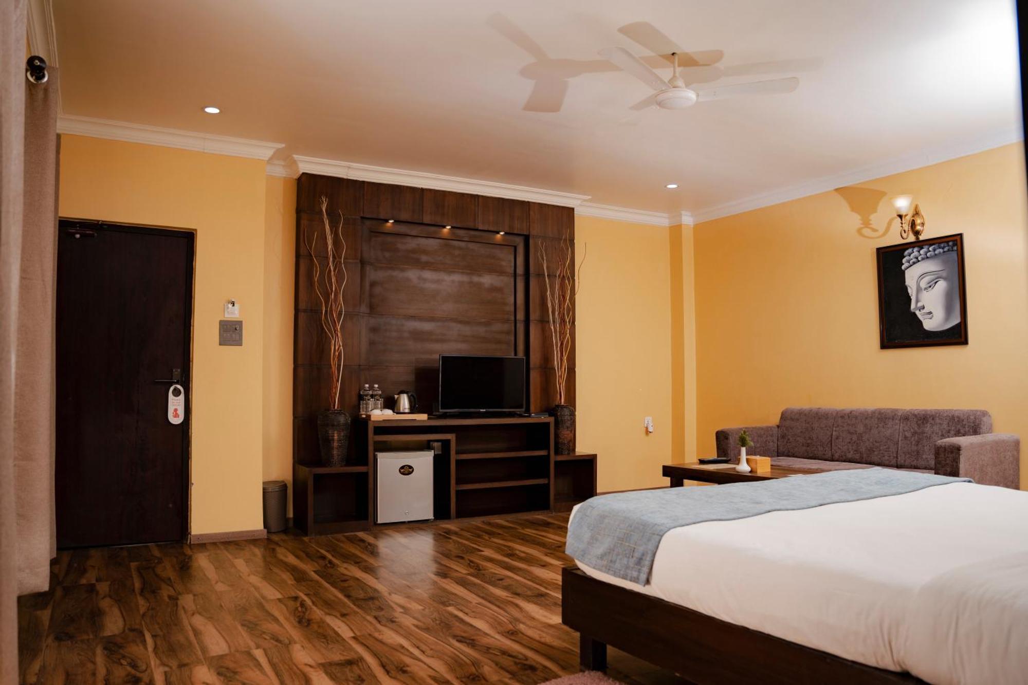 Hotel Maden Inn Itahari Dış mekan fotoğraf